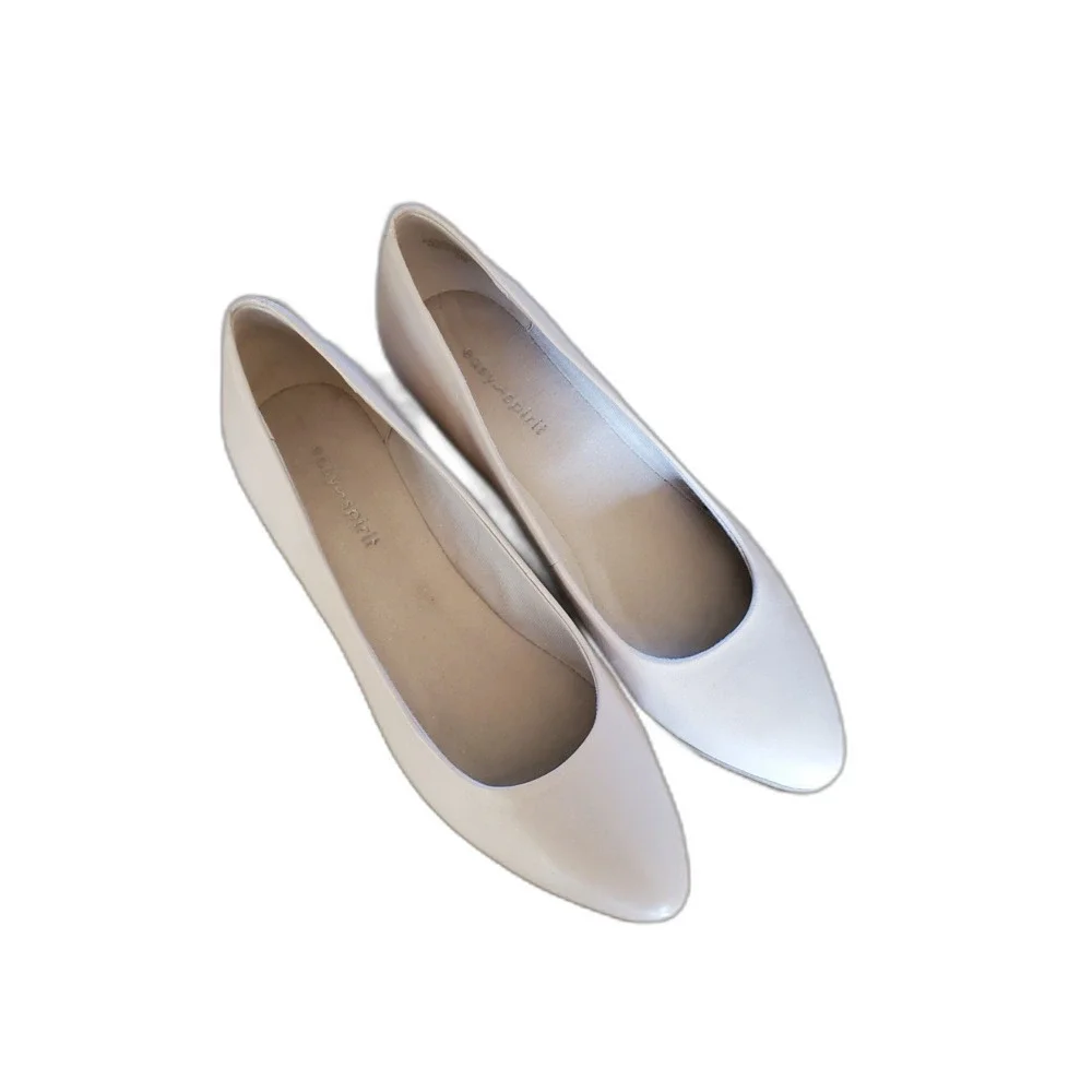 Easy Spirit Pointed Mini Wedge Pumps Nude Comfort Career Office 5.5 EUC